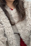 紅袖（hopeshow）復古文藝牛角扣皮草2025冬季新款女裝100%綿羊毛顆粒絨保暖短外套 云霧灰075 S 曬單實(shí)拍圖