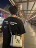 MLB官方 男女士復古26冬季新款運動(dòng)斜挎包單肩包禮物 紐約洋基隊/黑色 F 曬單實(shí)拍圖