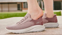 斯凱奇（Skechers）閃穿鞋女鞋春季軟底一腳蹬健步鞋寬楦百搭運動(dòng)鞋117504W 曬單實(shí)拍圖