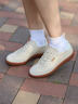 愛(ài)步（ECCO）板鞋女 26年新款春季時(shí)尚百搭牛皮輕盈德訓休閑鞋 柔酷11號235803 石灰色/亮白色23580361598 35 （尺碼偏大，建議拍小一碼） 曬單實(shí)拍圖