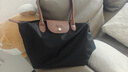 他她（TATA）女包2026夏季新款包商場(chǎng)同款通勤氣質(zhì)簡(jiǎn)約托特包X3577BX6 黑/棕 F 曬單實(shí)拍圖