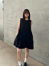 TOMMY JEANS26春夏新款女裝亞麻混紡休閑度假風(fēng)A字娃娃裙寬松無(wú)袖連衣裙 黑色BDS S （推薦：95-110斤） 曬單實(shí)拍圖