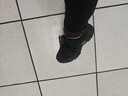 鴻星品尓克斷碼女鞋上班工作不累腳2026春季新款黑色運動(dòng)鞋廚房防滑鞋 黑色(皮面+網(wǎng)面) 38 曬單實(shí)拍圖
