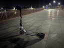 九號（Ninebot）電動(dòng)滑板車(chē)成年人兩輪代步折疊便攜式智能減震避震防滑穩定智慧顯示大屏全新第三代滑板車(chē)F3 曬單實(shí)拍圖