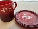 酷彩（Le Creuset）馬年限定新品多巴胺炻瓷餐具圓形盤(pán)馬克杯湯碗家用飯碗碟喬遷禮 駿彩旋歌系列-彤驥迎春（4件） 曬單實(shí)拍圖