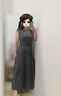 UR2026夏季新款女裝魅力氣質(zhì)簡(jiǎn)約圓領(lǐng)無(wú)袖連衣裙UWG760024+ 中灰 M 曬單實(shí)拍圖