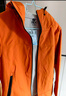 班尼路S&K系列秋冬季沖鋒夾克男士舒適透氣純色系戶(hù)外旅行三效合一外套 【防風(fēng)性】-橘#純色 L 曬單實(shí)拍圖