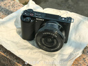 索尼（SONY）ZV-E10 Vlog微單數碼相機 zve10小巧便攜三級美膚 家用旅游攝影拍照 4K視頻直播學(xué)生相機 ZV-E10K  16-50 II 鏡頭套機 白色 曬單實(shí)拍圖