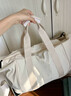 南木熊大容量短途旅行包運動(dòng)游泳健身女士輕便休閑手提斜挎行李袋待產(chǎn)包 米白色 曬單實(shí)拍圖