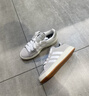 adidas「面包鞋」GRAND COURT BASE 00s休閑低幫板鞋男女阿迪達斯 淺灰/白色/樹(shù)脂黃   38 曬單實(shí)拍圖