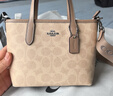 蔻馳（COACH） 女包奢侈品CITY迷你托特包女士斜挎手提包情人節禮物 沙黃色配灰褐色CW032SVPWH 曬單實(shí)拍圖