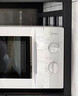 美的（Midea）快捷微波爐 家用小型 360°轉盤(pán)加熱 旋鈕操控 易潔內膽（M1-L213B） 曬單實(shí)拍圖