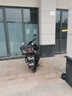 鳳凰（Phoenix）新款大功率長(cháng)續航電動(dòng)摩托車(chē)男女士成人代步車(chē)通勤外賣(mài)電動(dòng)車(chē)前后碟剎兩輪電瓶車(chē) 蒼狼黑色（護杠+外賣(mài)尾箱+頭盔+雨披+工具包） 72V25A超威（里程70KM左右電池全國聯(lián)保） 曬單實(shí)拍圖