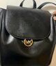 MICHAEL KORS 邁克高仕 MK Cheryl 中號通勤翻蓋雙肩包書(shū)包女包 黑色 001 中號 曬單實(shí)拍圖