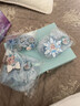 BAGEL艾莎公主小女孩生日禮物6-8-10歲兒童玩具7-14歲女童發(fā)飾禮盒套裝 藍色冰雪禮盒141件套方形首飾盒 曬單實(shí)拍圖
