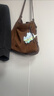 百麗包女商場(chǎng)同款波嬉風(fēng)牛絨磨砂流蘇斜挎托特包大號9916BDX5 棕色 F 曬單實(shí)拍圖