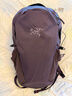 ARC'TERYX始祖鳥(niǎo) MANTIS 16 BACKPACK 男女同款 背包 MOONDROP/螢石紫 均碼 曬單實(shí)拍圖