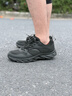 安踏男鞋運動(dòng)鞋男春夏季男士軟底網(wǎng)面透氣跑步鞋休閑鞋皮面防水鞋子男 【熱賣(mài)推薦款春季新款男鞋】黑色 42 （8.5碼） 曬單實(shí)拍圖