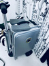 愛(ài)爾威（Airwheel）電動(dòng)行李箱可騎行智能拉桿箱可坐可代步20英寸登機箱 青春版—銀 曬單實(shí)拍圖