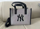 MLB官方 男女士復古26冬季新款運動(dòng)斜挎包單肩包生日禮物 紐約洋基隊/黑色 F 曬單實(shí)拍圖