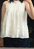 UR夏季新款女裝時(shí)尚氣質(zhì)肌理褶皺無(wú)袖罩衫襯衫UYB250003 米白 M 曬單實(shí)拍圖