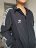 三葉草（Adidas）三條杠 梭織防風(fēng)休閑夾克 外套 男女 KB1945 S 曬單實(shí)拍圖