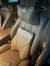 寶馬奔馳奧迪汽車(chē)頭枕腰靠 太空記憶棉車(chē)載車(chē)用座椅腰托腰枕腰靠墊靠背靠枕護頸枕頭 汽車(chē)用品大全車(chē)內飾品 奔馳新E級E260L/E300L 摩卡棕【頭枕+腰靠】各1個(gè) 曬單實(shí)拍圖
