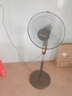 威力電風(fēng)扇家用落地扇新款電扇節能制冷省電大風(fēng)力學(xué)生宿舍臥室辦公室落地式風(fēng)扇 2.2米線(xiàn)-輕底盤(pán) 曬單實(shí)拍圖