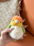 SOFT LIFE小鳥(niǎo)玩偶掛件玄鳳鸚鵡掛飾毛絨玩具包包配飾可愛(ài)公仔女生生日禮物 鸚鵡萌趣掛件-橙檸綠 玩偶掛件站高約12cm 曬單實(shí)拍圖