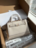 MICHAEL KORS 邁克高仕 MK Reed 女士小號斜挎包手提包 淺奶油色 289 小號 曬單實(shí)拍圖