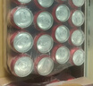 可口可樂(lè )可樂(lè )汽水 可樂(lè )/雪碧/芬達/怡泉 330ml 經(jīng)典罐易拉罐碳酸飲料 【含糖可樂(lè )330ml*24普通罐】 曬單實(shí)拍圖