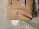 蔻馳（COACH）女士 City系列經(jīng)典老花磁扣/拉鏈開(kāi)合大容量單肩托特包禮物送女友 新款奶茶色 曬單實(shí)拍圖