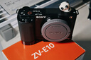 索尼（SONY）ZV-E10 半畫(huà)幅微單相機 單機身  美膚拍照 顏值機身 精準對焦 VLOG APS-C畫(huà)幅 黑色 曬單實(shí)拍圖