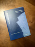 正版包郵 卡夫卡 藍色八開(kāi)筆記本 李寒笑譯本德語(yǔ)直譯 現代主義文學(xué)之父卡夫卡思想遺稿 書(shū)寫(xiě)人類(lèi)的精神困境與希望之光外國文學(xué)書(shū)籍 曬單實(shí)拍圖