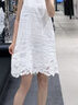 MO&Co.連衣裙天絲亞麻輕薄鏤空繡花A字小白裙 摩安珂 本白色 M /165 曬單實(shí)拍圖