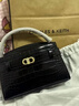 CHARLES&KEITH鱷魚(yú)紋凱莉包手提包斜挎婚包包女包生日禮物CK2-50270880-1 曬單實(shí)拍圖
