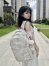 CALWAN KEODH書(shū)包女大學(xué)生初中雙肩包女2026新款時(shí)尚大容量背包輕便運動(dòng)電腦包 【米白色+長(cháng)腿毛球】小眾百搭高顏值簡(jiǎn)約休閑減負出游 曬單實(shí)拍圖