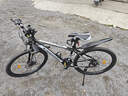 金武端自行車(chē)成人山地車(chē)公路賽車(chē)單車(chē)騎行變速超輕越野中學(xué)生初中青少年 頂配版-輻條輪-黑白色 26寸21速 曬單實(shí)拍圖