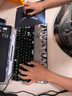 雷蛇（Razer）獵魂光蛛V3專(zhuān)業(yè)競技版8K NiKo聯(lián)名款鍵盤(pán) 模擬光軸 電競游戲 87鍵 高輪詢(xún)率 快速敲擊 板載調節 曬單實(shí)拍圖