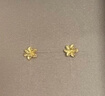 六福珠寶 足金梔子花黃金耳釘 計價(jià) G01G0027DS 約1.00克 曬單實(shí)拍圖