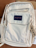 JANSPORT杰斯伯雙肩包男大容量背包書(shū)包女大學(xué)生包 4NVC00Y  米白色 曬單實(shí)拍圖