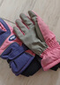 特步（XTEP）兒童保暖手套冬季加絨加厚男女騎行防風(fēng)防寒卡通五指玩滑雪5-12歲 曬單實(shí)拍圖