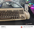 八位堂Retro R8 C64版鼠標三模藍牙有線(xiàn)PAW3395傳感器8K回報率可編程復古游戲辦公通用 Retro R8-C64 鼠標 曬單實(shí)拍圖