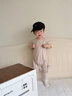 ELLE BABY莫代爾嬰兒連體衣夏季薄款寶寶衣服男童短袖爬爬服女童套頭包屁衣 燕麥色 90cm 【建議年齡1-2歲】 曬單實(shí)拍圖