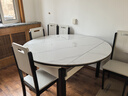 巖板餐桌椅子簡(jiǎn)約輕奢折疊桌伸縮可變圓桌小戶(hù)型飯桌 【黑+白框架】亮光雪山白-實(shí)木椅款 1.35米 一桌六椅【12MM加厚巖板】 曬單實(shí)拍圖