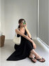 百家好（Basic House）Basic House/百家好氣質(zhì)赫本風(fēng)無(wú)袖連衣裙女春夏收腰中長(cháng)款背心裙 黑色 M 曬單實(shí)拍圖