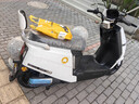 新日電動(dòng)摩托車(chē)72V35Ah石墨烯電池160km長(cháng)續航電摩1200W大電機智能電動(dòng)車(chē)通勤代步外賣(mài)兩輪電瓶車(chē) 曙光白-智能版 72V35Ah 曬單實(shí)拍圖