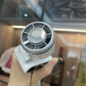 徠奈迷你高速制冷冰敷手持小電風(fēng)扇強勁大風(fēng)力口袋手提拿式迷你小型扇仔可折疊掛脖渦輪增壓暴力充電款 白色【高速制冷冰敷款】迷你/數顯/五大檔調速/折疊 【3000毫安】蜂窩網(wǎng)防夾/贈掛脖繩 曬單實(shí)拍圖