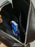阿諾妮斯單肩斜挎包男士牛皮小包豎款單肩包男頭層牛皮迷你小挎包隨身斜挎小背包商務(wù)挎包 1711-2  大號 啡色 曬單實(shí)拍圖