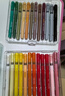 得力（deli）【京東金榜】60色直液式丙烯馬克筆軟頭可水洗高覆蓋不透色學(xué)生熒光水彩筆層疊盒生日水彩筆元旦畫(huà) 曬單實(shí)拍圖